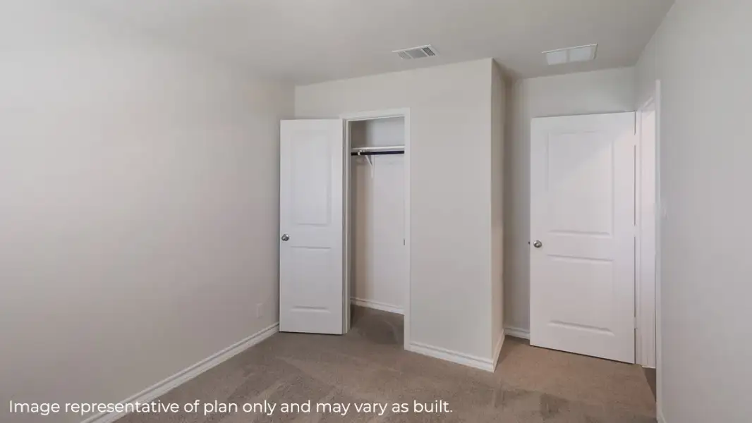 Spacious, unfurnished interior of a new home in Heritage Crossing, Corpus Christi (Image 12).