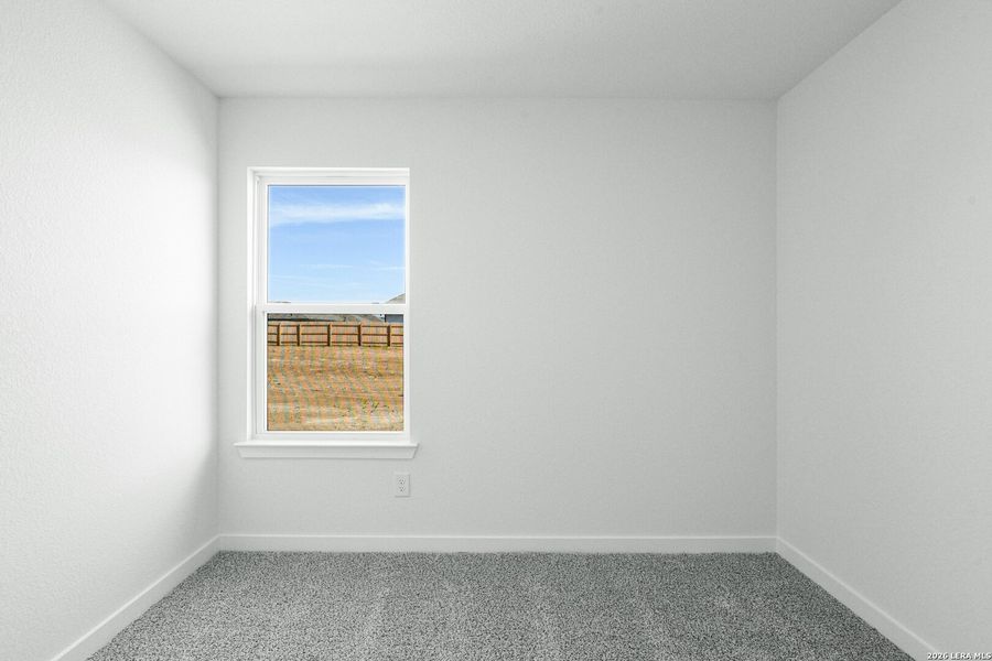 Spacious, unfurnished interior of a new home in Arroyo Ranch, Seguin (Image 18).