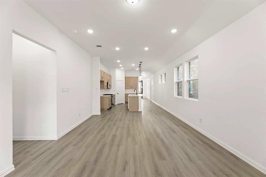 Image 28 of a home in Creekview Fossil Ridge. Image 28 of a home in Creekview Fossil Ridge.