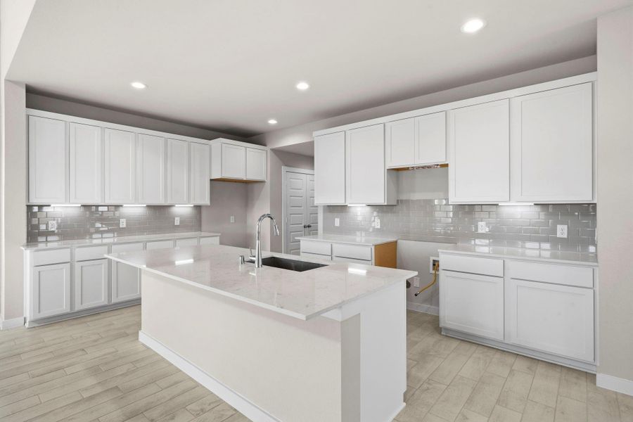 Furnished interior view inside a new home in Sunterra Lakes, Fulshear (Image 13).