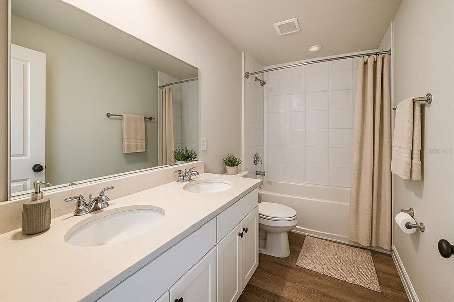 Furnished interior view inside a new home in , Ocala (Image 11).