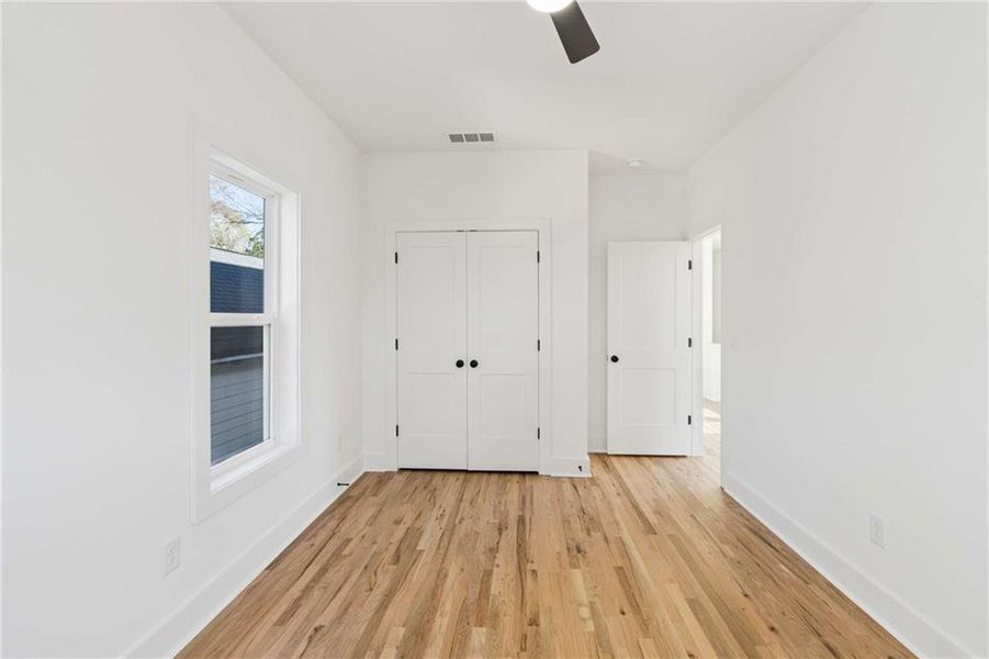 Spacious, unfurnished interior of a new home in , Atlanta (Image 25).