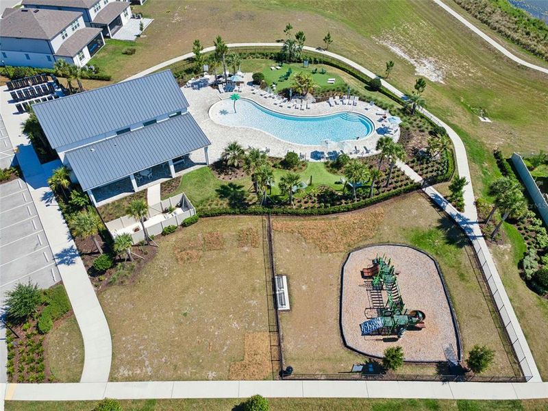 Community amenities in , Lake Alfred (Image 31).