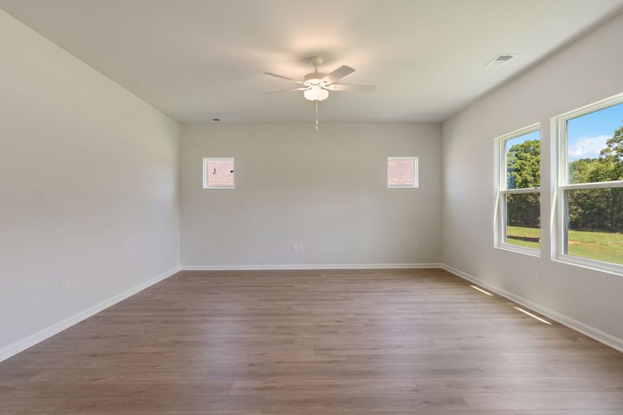 Spacious, unfurnished interior of a new home in Burke Estates, Chesnee (Image 15). Spacious, unfurnished interior of a new home in Burke Estates, Chesnee (Image 15).