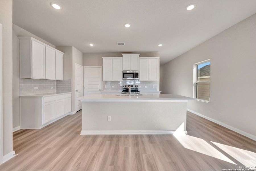 Furnished interior view inside a new home in Paloma Park, Converse (Image 8).