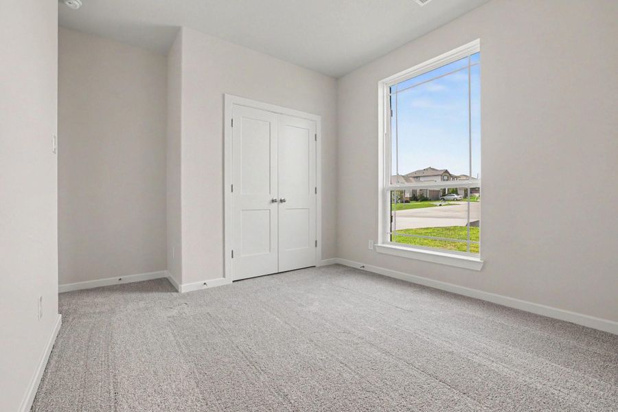 Spacious, unfurnished interior of a new home in Clear View Estates, Willis (Image 15).