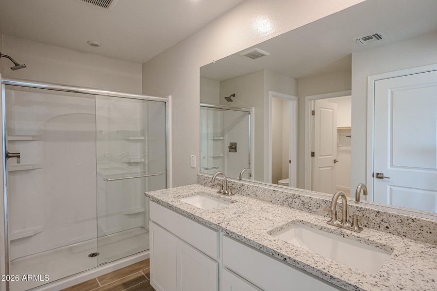 22_North-Copper-Canyon_Iris_Lot-63_New-C