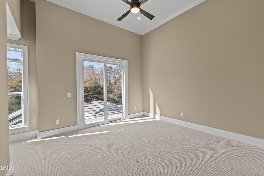 45-221 S West St_2067