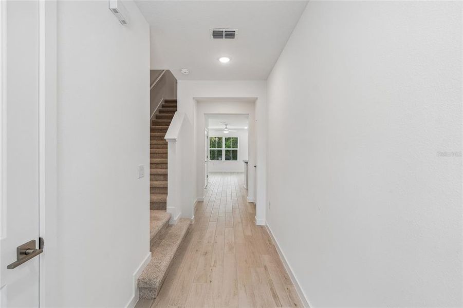 Spacious, unfurnished interior of a new home in Aspire at Canter Creek, Davenport (Image 15).