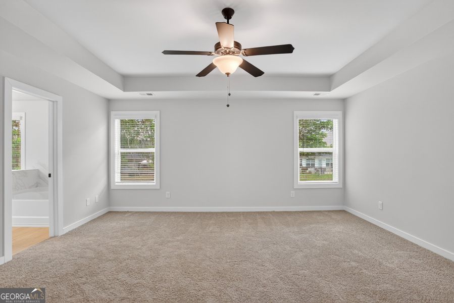 Spacious, unfurnished interior of a new home in The Fairways at Mirror Lake, Villa Rica (Image 29). Spacious, unfurnished interior of a new home in The Fairways at Mirror Lake, Villa Rica (Image 29).