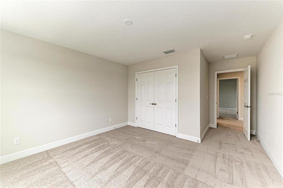 Spacious, unfurnished interior of a new home in Mirada, San Antonio (Image 29).