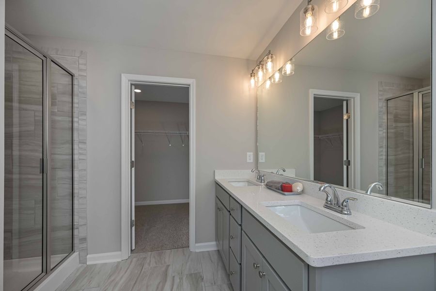 Furnished interior view inside a new home in Lake Shore, Temple (Image 20).