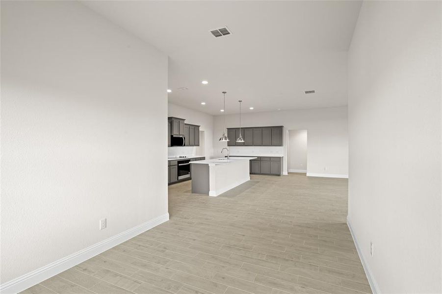 200 Restoration- Dining-2 200 Restoration- Dining-2