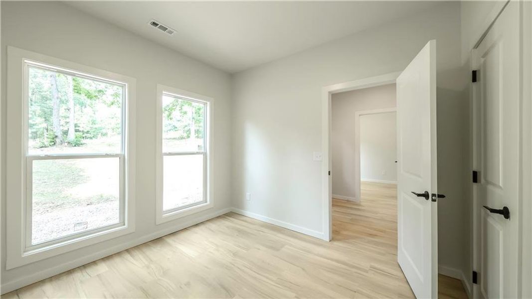 Spacious, unfurnished interior of a new home in , Carrollton (Image 24).