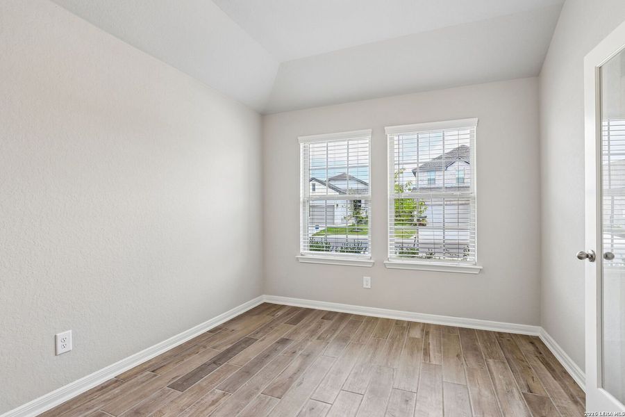 Spacious, unfurnished interior of a new home in Kallison Ranch, San Antonio (Image 35).