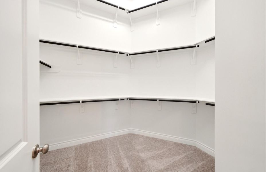 Spacious, unfurnished interior of a new home in The Woodlands Hills 65′, Willis (Image 36). Spacious, unfurnished interior of a new home in The Woodlands Hills 65′, Willis (Image 36).