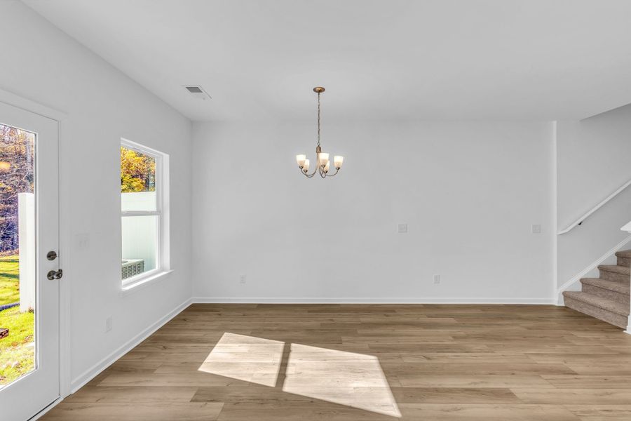 Spacious, unfurnished interior of a new home in Ironhorse, Dickson (Image 12).