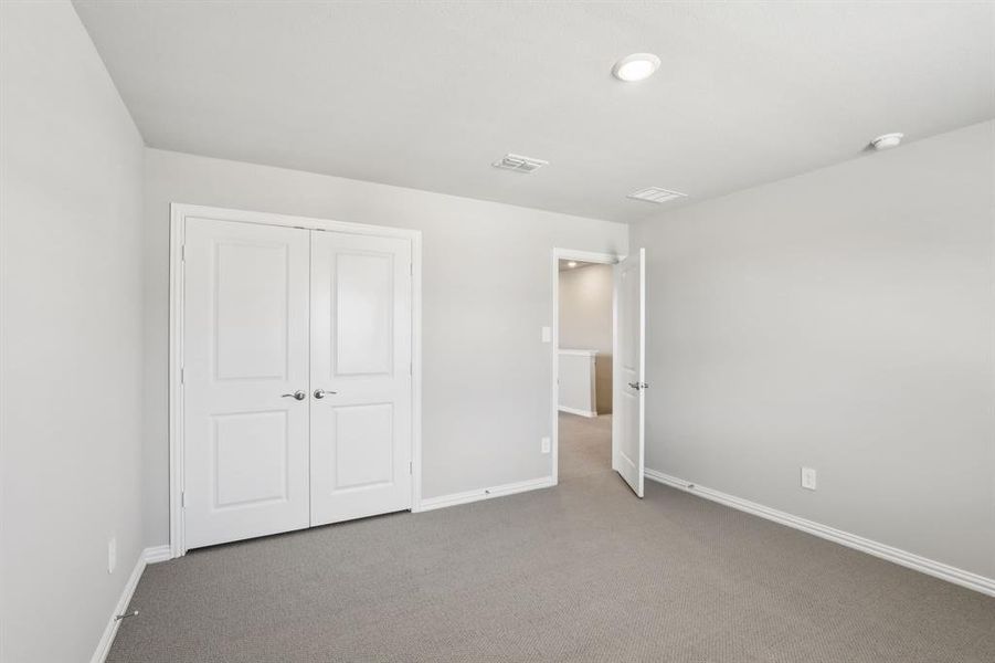 Photo is not of the actual home, but is an inspirational photo of builder’s model home and may depict options, furnishings, and/or decorator features that are not included.