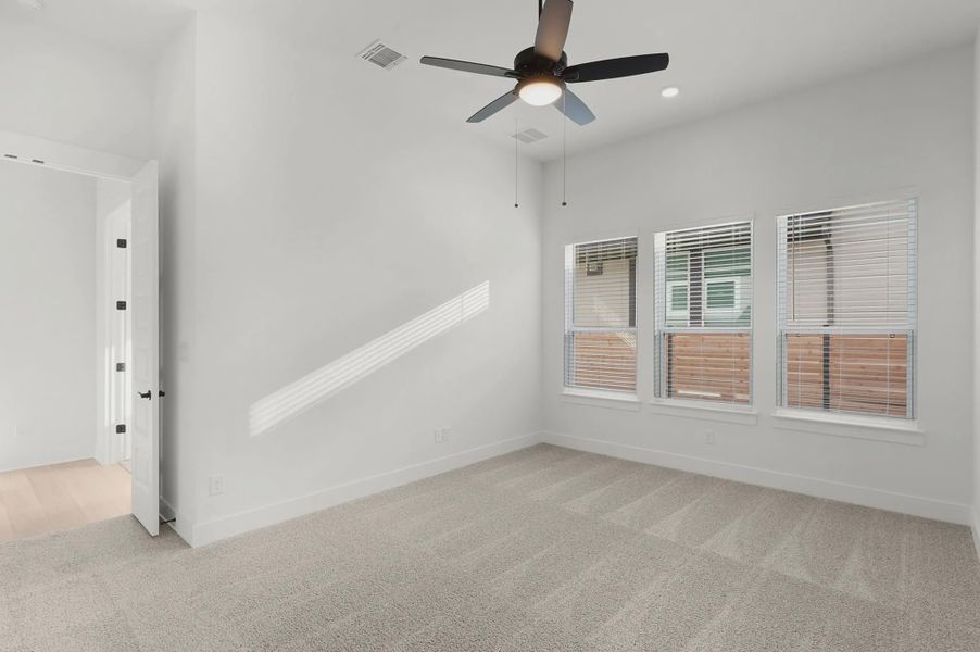 Spacious, unfurnished interior of a new home in Broken Oak, Georgetown (Image 24).