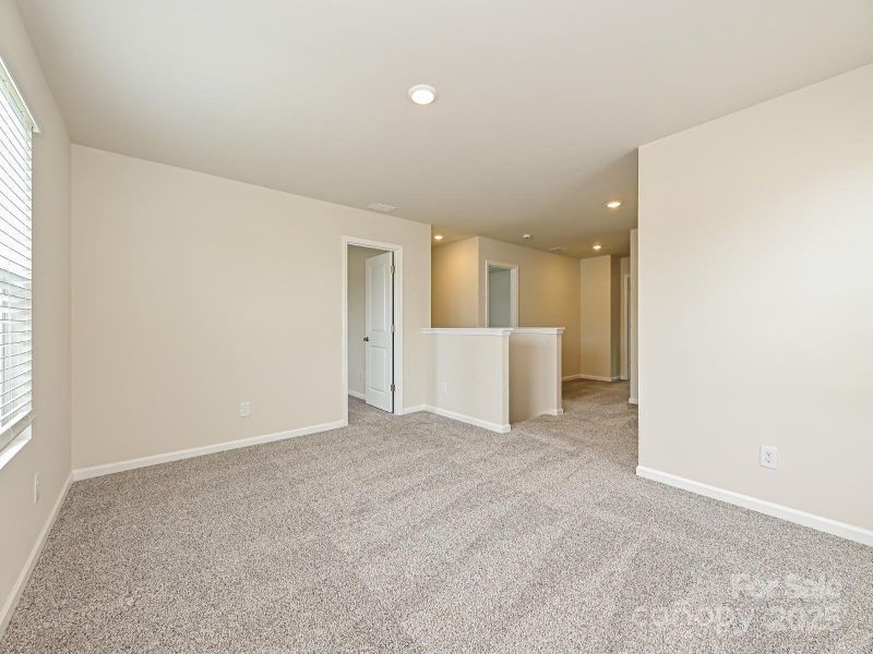 Photo is not of the actual home, but is an inspirational photo of builder’s model home and may depict options, furnishings, and/or decorator features that are not included Photo is not of the actual home, but is an inspirational photo of builder’s model home and may depict options, furnishings, and/or decorator features that are not included