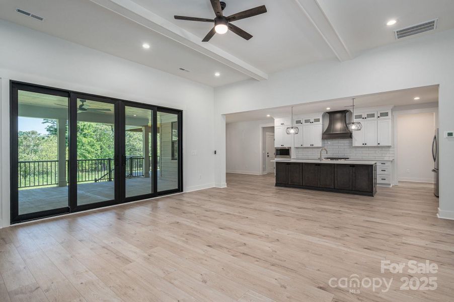 Spacious, unfurnished interior of a new home in , Maiden (Image 20).