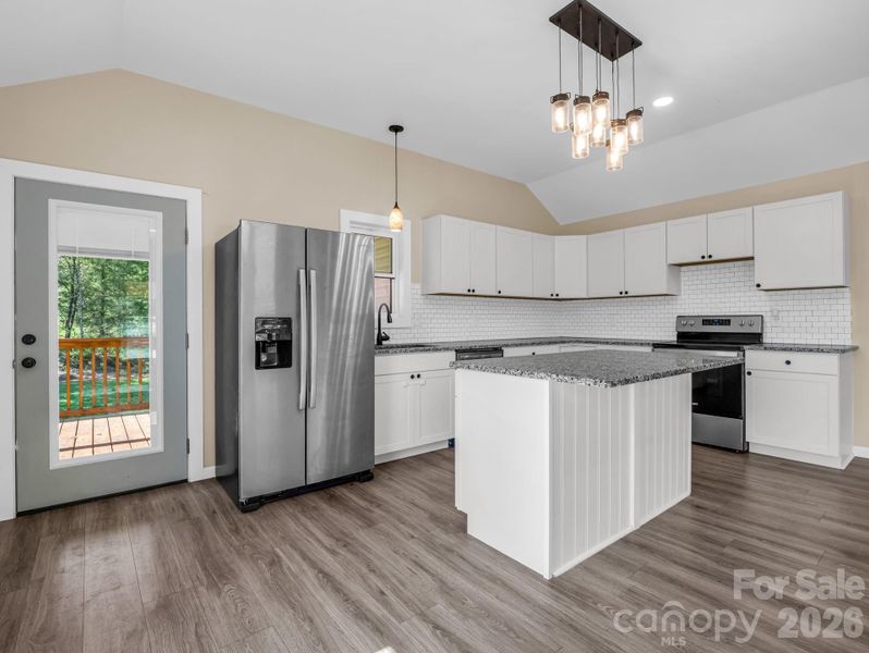 Furnished interior view inside a new home in , Bostic (Image 10).