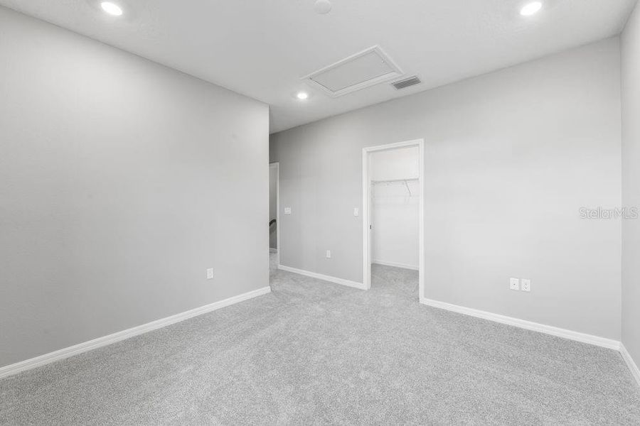 Spacious, unfurnished interior of a new home in Cassia at Skye Ranch, Sarasota (Image 21). Spacious, unfurnished interior of a new home in Cassia at Skye Ranch, Sarasota (Image 21).