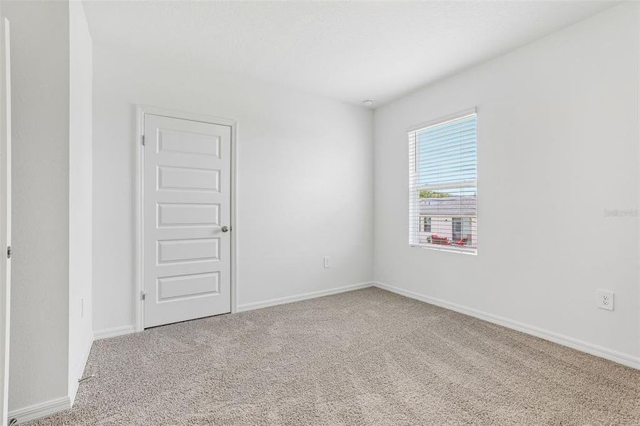 Spacious, unfurnished interior of a new home in Avalon Park Tavares, Tavares (Image 26).