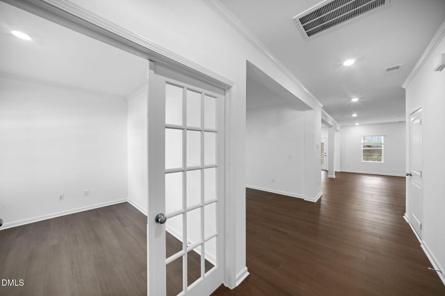 SUN_SherriDowns_Pic_Tessa-38