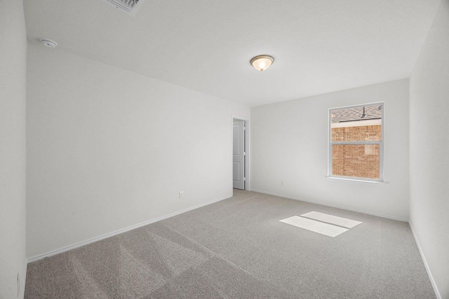 Spacious, unfurnished interior of a new home in Salerno - Heritage Collection, Round Rock (Image 16).