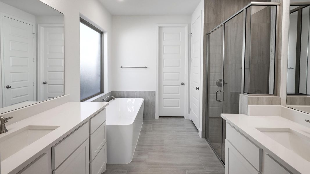 Furnished interior view inside a new home in Juniper Springs, Lockhart (Image 8).