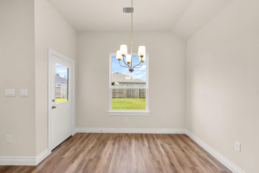 Spacious, unfurnished interior of a new home in Grand Oaks Reserve, Cleveland (Image 29). Spacious, unfurnished interior of a new home in Grand Oaks Reserve, Cleveland (Image 29).