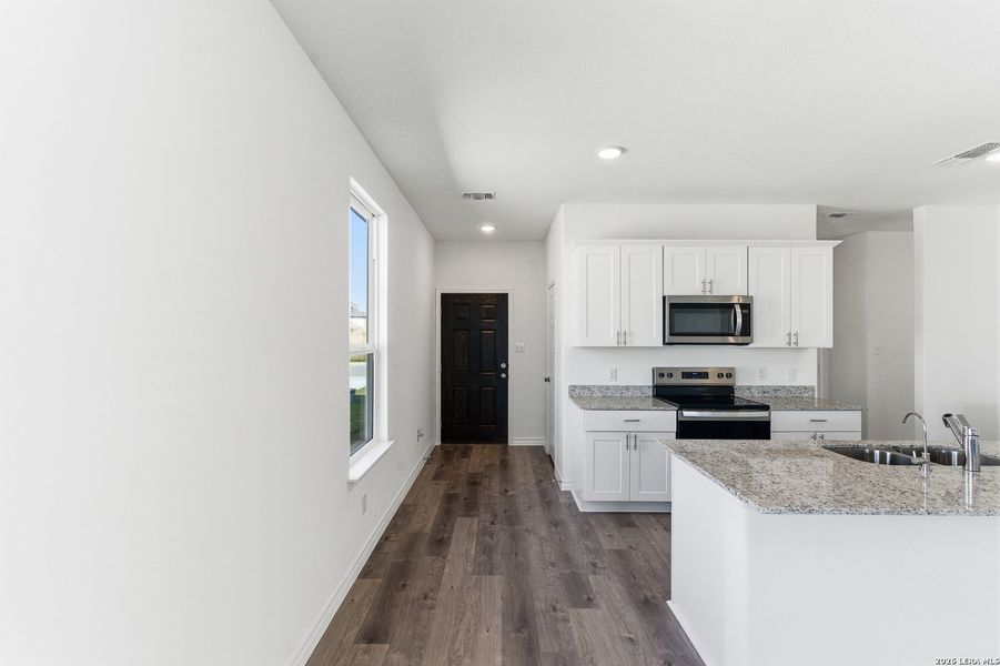 Furnished interior view inside a new home in Horizon Ridge, San Antonio (Image 10).