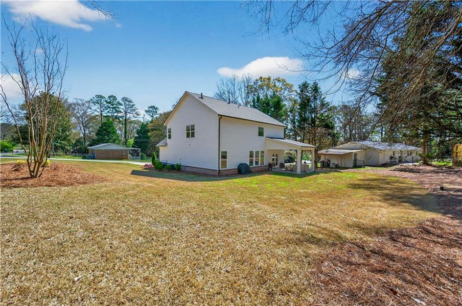 Exterior details and patio area of a home in , Jefferson (Image 33).
