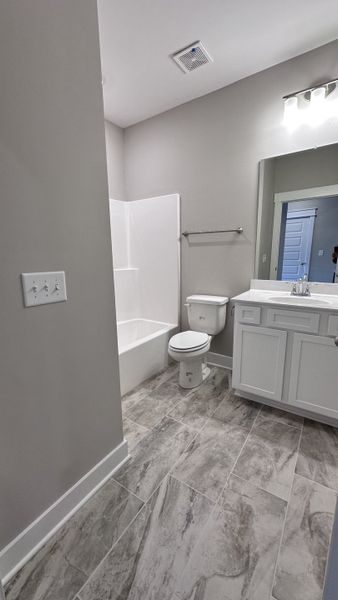 Image 40 of a home in Veterans Cove.