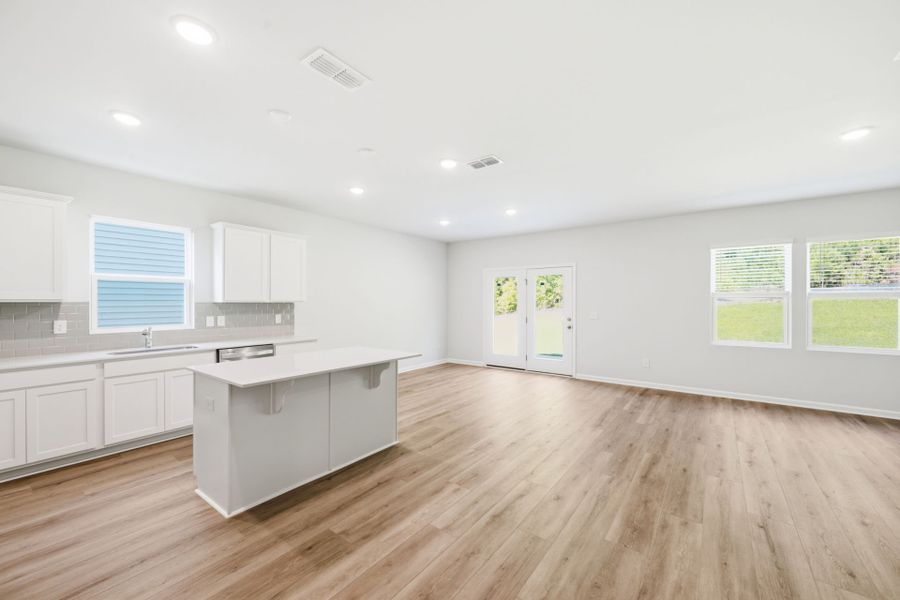 Spacious, unfurnished interior of a new home in Grand Arbor, Blythewood (Image 38). Spacious, unfurnished interior of a new home in Grand Arbor, Blythewood (Image 38).