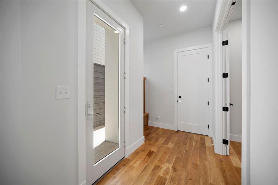 Spacious, unfurnished interior of a new home in , Dallas (Image 25).