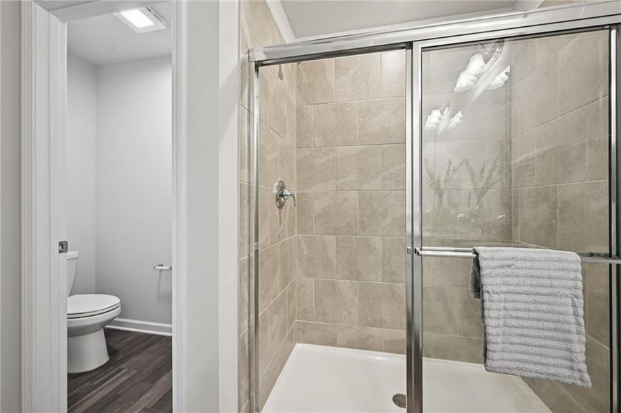 Furnished interior view inside a new home in Chastain Heights, Woodstock (Image 7). Furnished interior view inside a new home in Chastain Heights, Woodstock (Image 7).