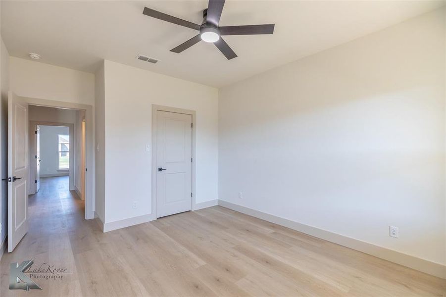Spacious, unfurnished interior of a new home in , Abilene (Image 17). Spacious, unfurnished interior of a new home in , Abilene (Image 17).
