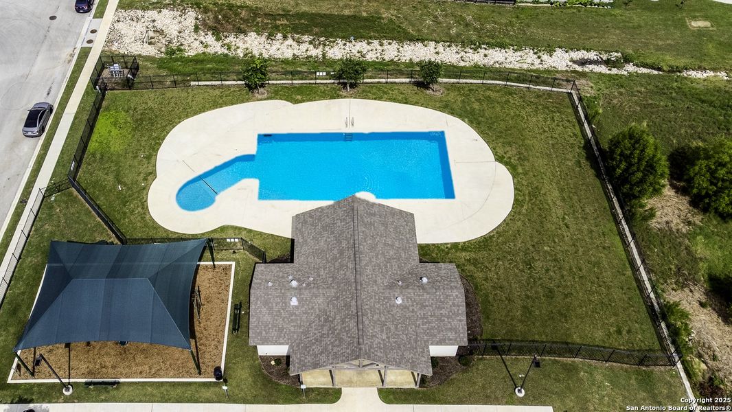 Image 29 of a home in Knox Ridge.