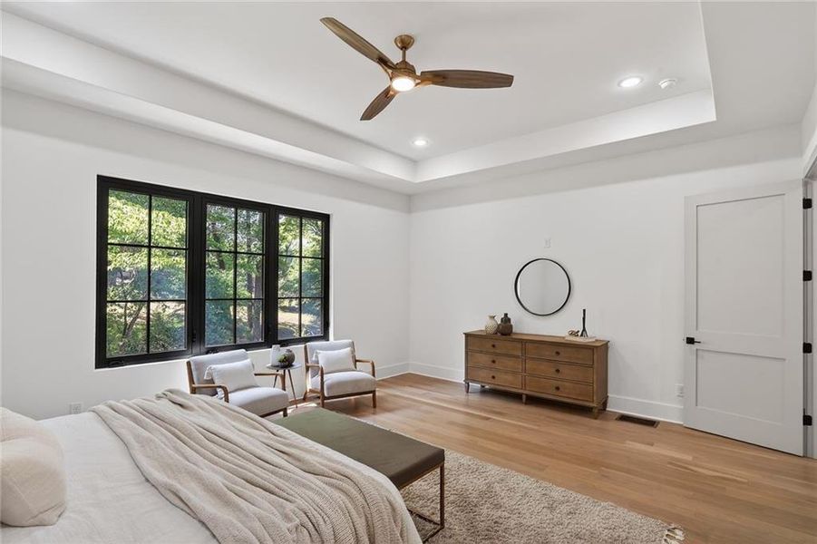 Furnished interior view inside a new home in , Roswell (Image 44).
