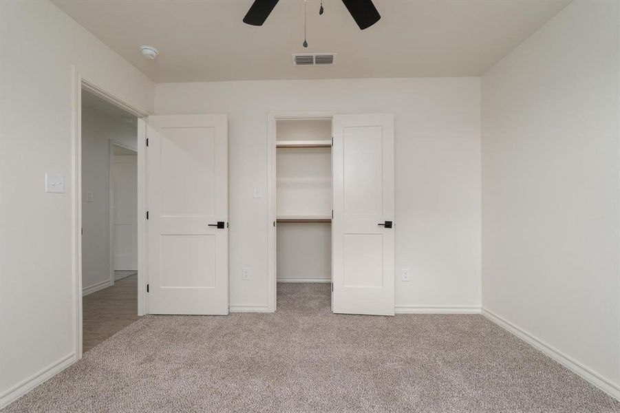 Spacious, unfurnished interior of a new home in , Abilene (Image 18).