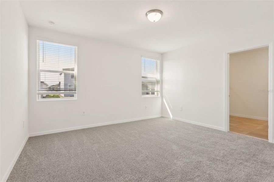 Spacious, unfurnished interior of a new home in Springs at Lake Alfred - Signature Series, Lake Alfred (Image 22).