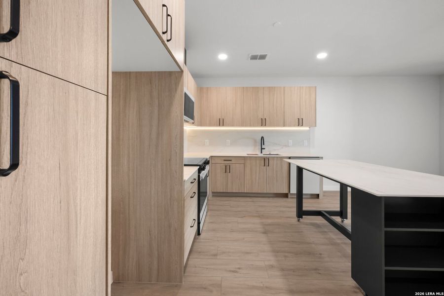 Furnished interior view inside a new home in Dovetail, New Braunfels (Image 9).