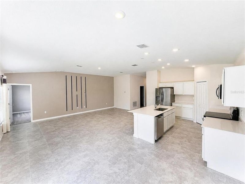 Image 31 of a home in .