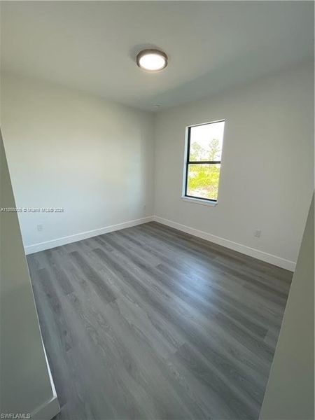 Spacious, unfurnished interior of a new home in , Lehigh Acres (Image 13).