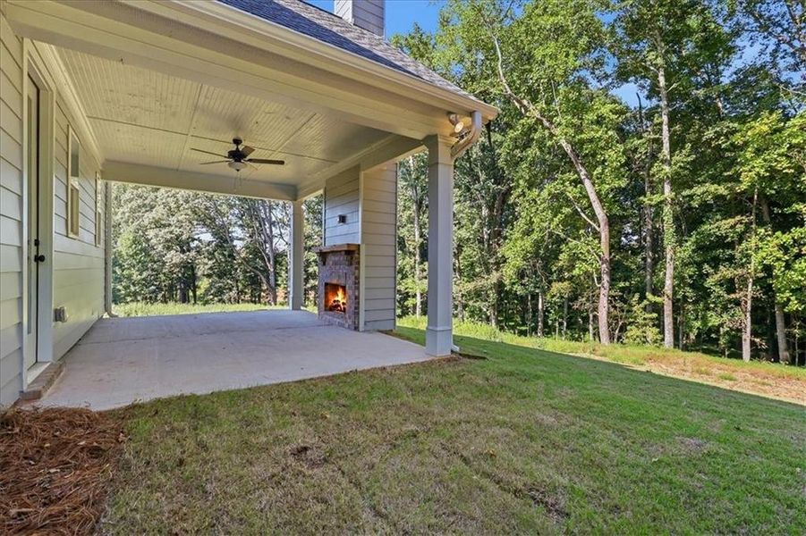 Exterior details and patio area of a home in , Statham (Image 32).