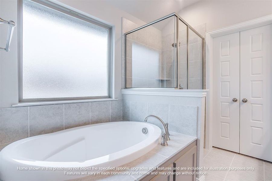 Furnished interior view inside a new home in The Retreat - Phase 1, Waxahachie (Image 4).