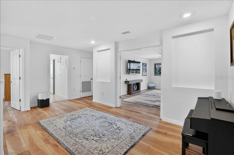 Spacious, unfurnished interior of a new home in , Venice (Image 23). Spacious, unfurnished interior of a new home in , Venice (Image 23).