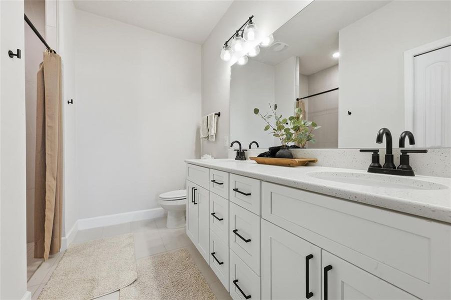 Furnished interior view inside a new home in , Newberry (Image 16).